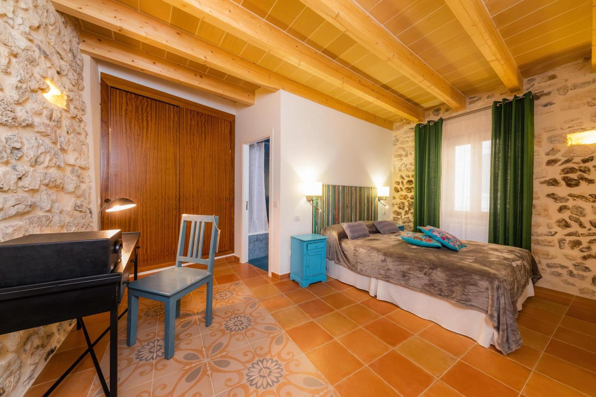 Casa Abeurador Holiday home